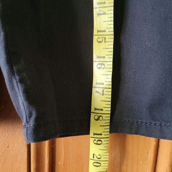 Levi's Slim Fit Shorts for boys black size XL - Picture 10 of 11